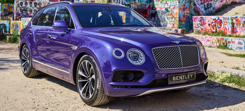 Illustration for article titled The 2017 Bentley Bentayga Is Way Too Ridiculous And Way Too Fast Not To Love
